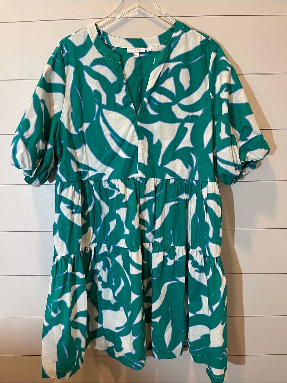 Chico’s Puff Sleeve Green & White Abstract Print Tiered Tunic Dress Size 3 (16)